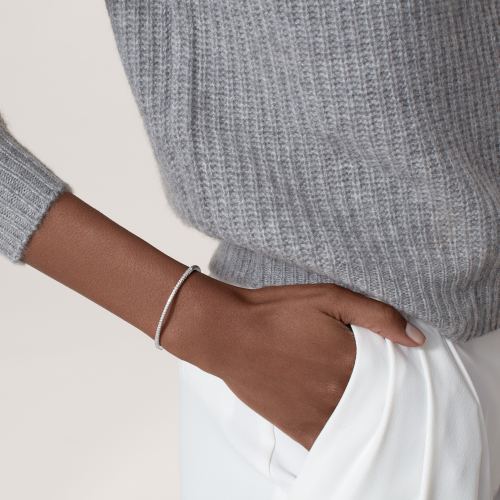 Etincelle de Cartier手镯，半铺镶钻石