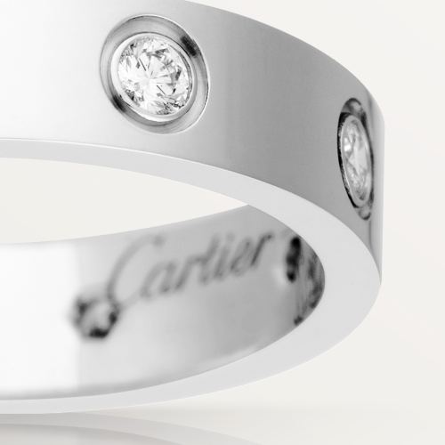 LOVE结婚戒指，镶嵌8颗钻石