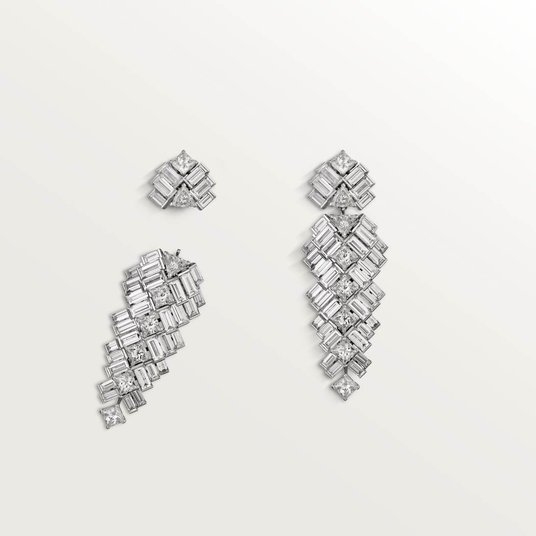 Reflection de Cartier耳环，镶嵌钻石 18K白金