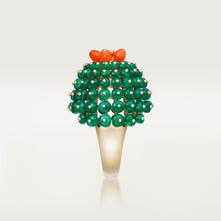 Cactus de Cartier戒指，祖母绿圆珠，镶嵌1颗钻石 18K黄金