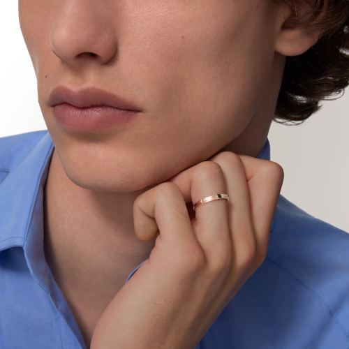 Cartier d'Amour戒指，宽2.5毫米