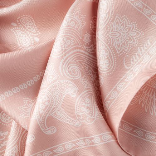 Double C Paisley 90方巾
