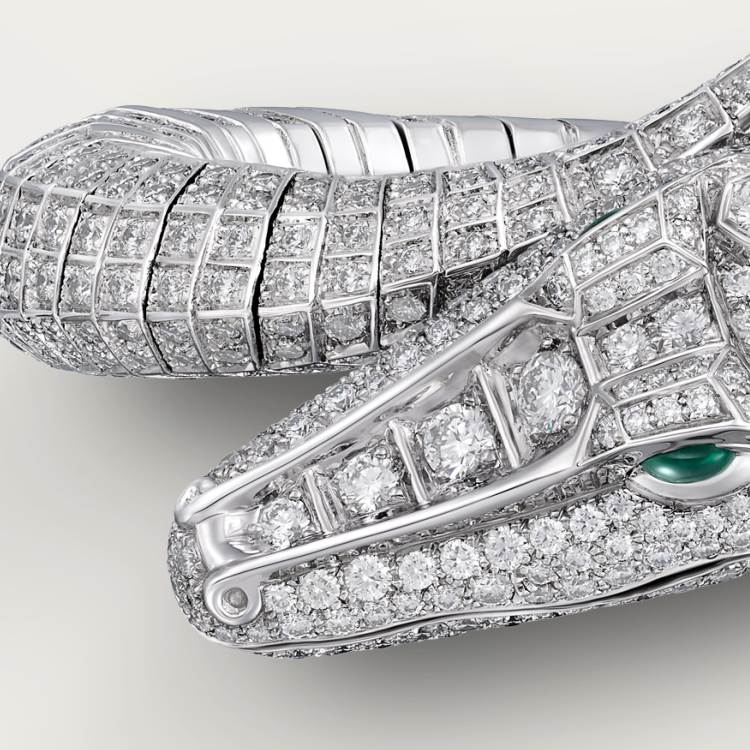 卡地亚动物与植物系列手镯，铺镶钻石 18K白金