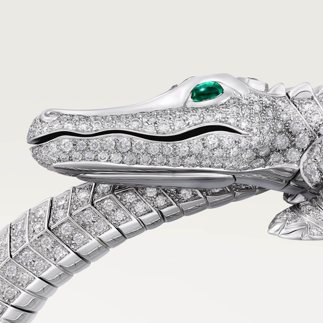 卡地亚动物与植物系列手镯，铺镶钻石 18K白金