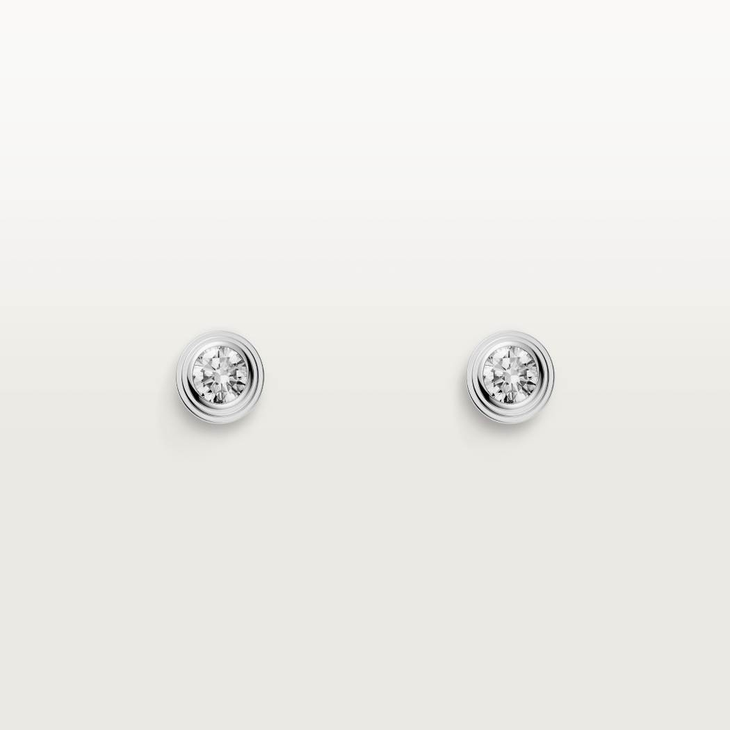 Cartier d'Amour耳钉，镶嵌2颗圆形明亮式切割钻石，小号款 18K白金