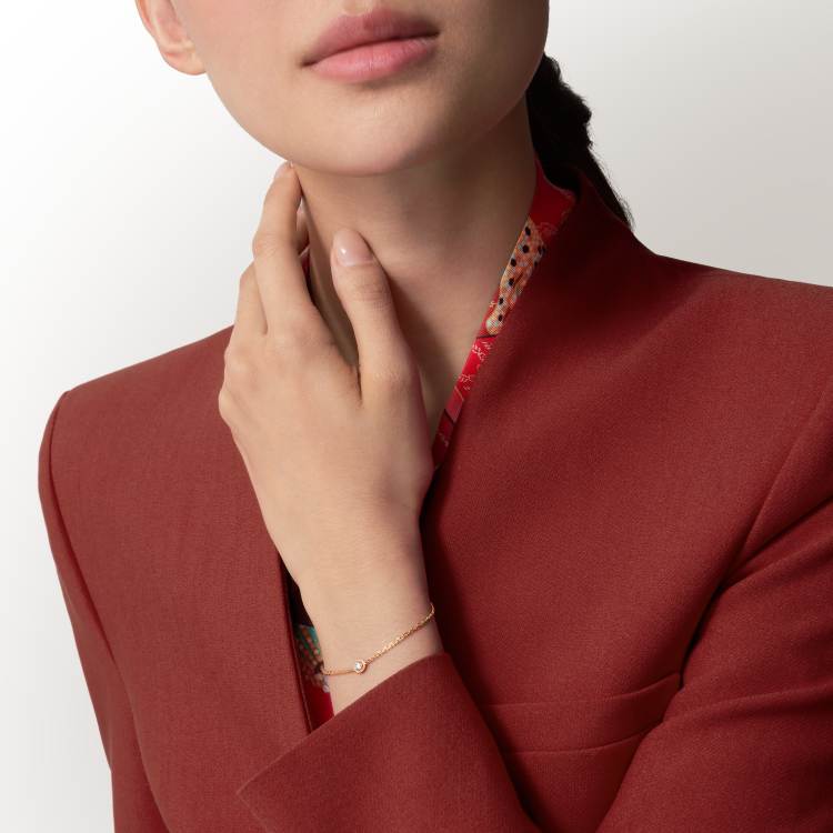 Cartier d'Amour手链，镶嵌圆形明亮式切割钻石，中号款 18K黄金