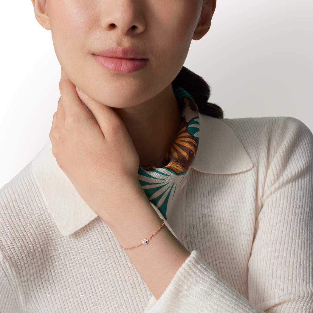 Cartier d'Amour手链，镶嵌圆形明亮式切割钻石，中号款 18K玫瑰金