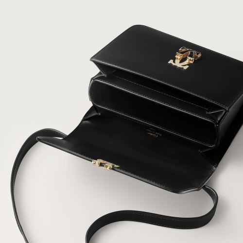 C de Cartier系列迷你款手袋