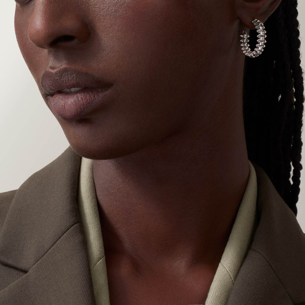 Clash de Cartier圈形耳环，小号款  18K白金