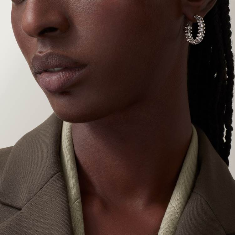 Clash de Cartier圈形耳环，小号款  18K白金