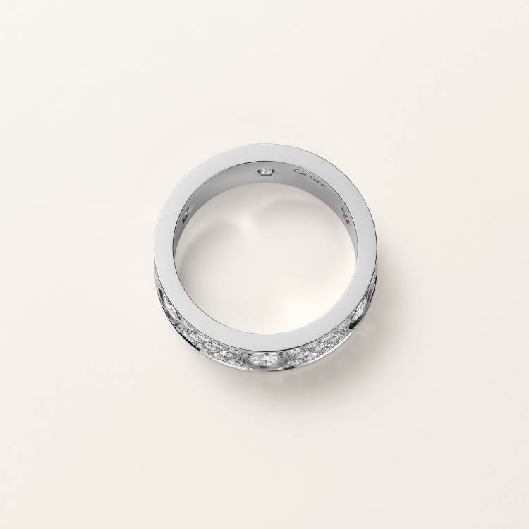 LOVE戒指，经典款，镶嵌6颗钻石，铺镶钻石 18K白金