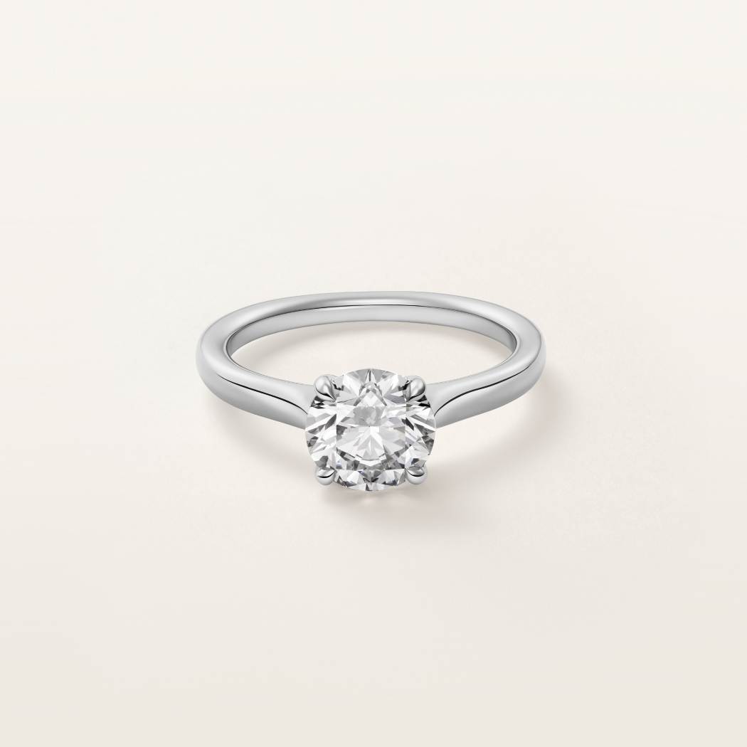 1895钻石戒指，镶嵌圆形明亮式切割钻石 铂金