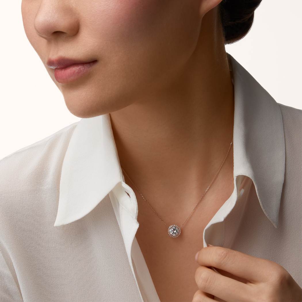 Cartier Destinée吊坠项链，镶嵌圆形明亮式切割钻石，铺镶钻石  18K玫瑰金